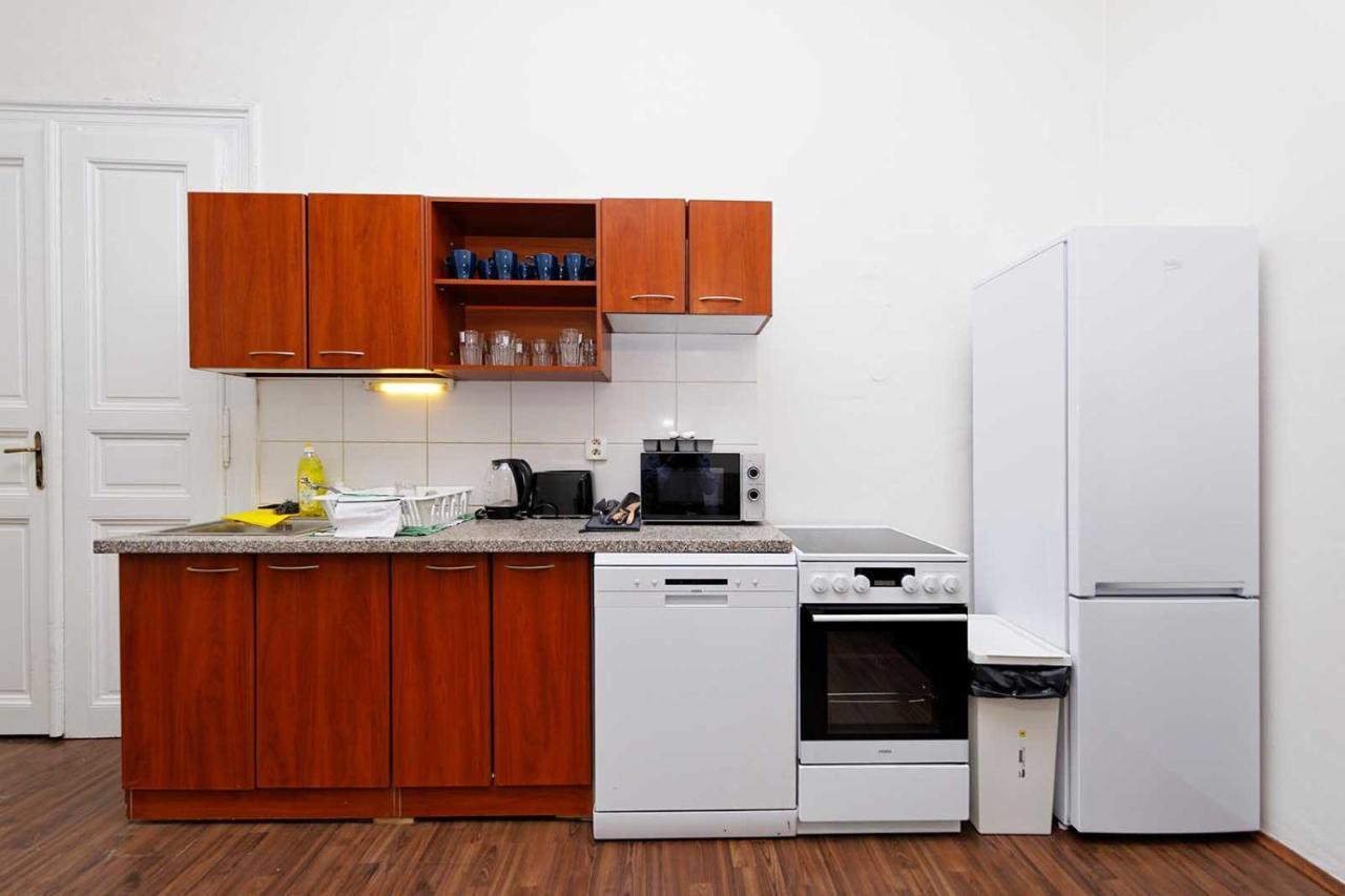 Peter'S Tower Apartments Prague Luaran gambar