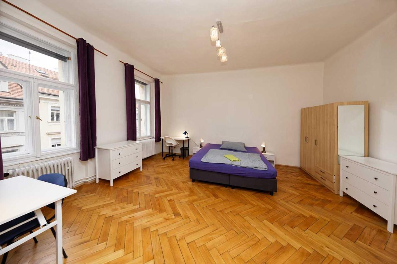 Peter'S Tower Apartments Prague Luaran gambar