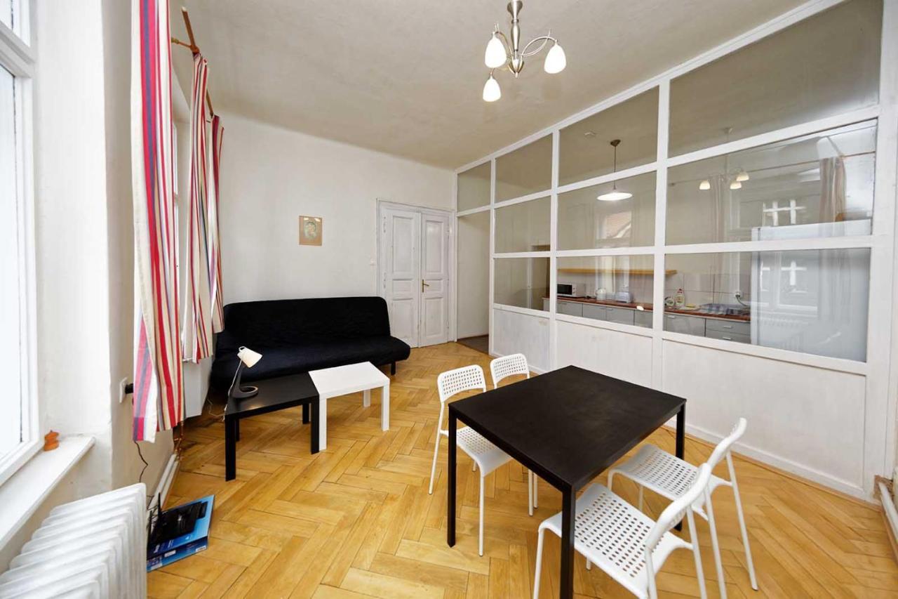 Peter'S Tower Apartments Prague Luaran gambar