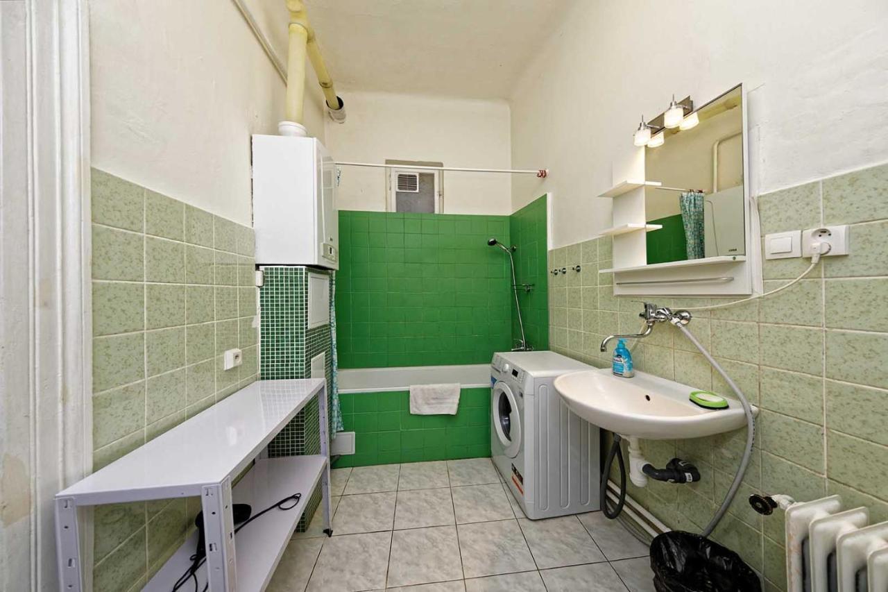 Peter'S Tower Apartments Prague Luaran gambar