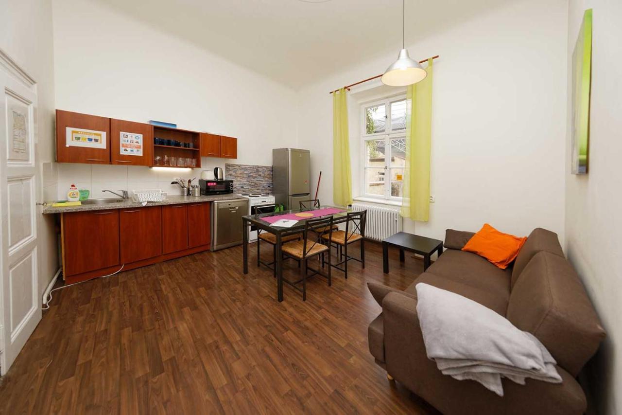 Peter'S Tower Apartments Prague Luaran gambar