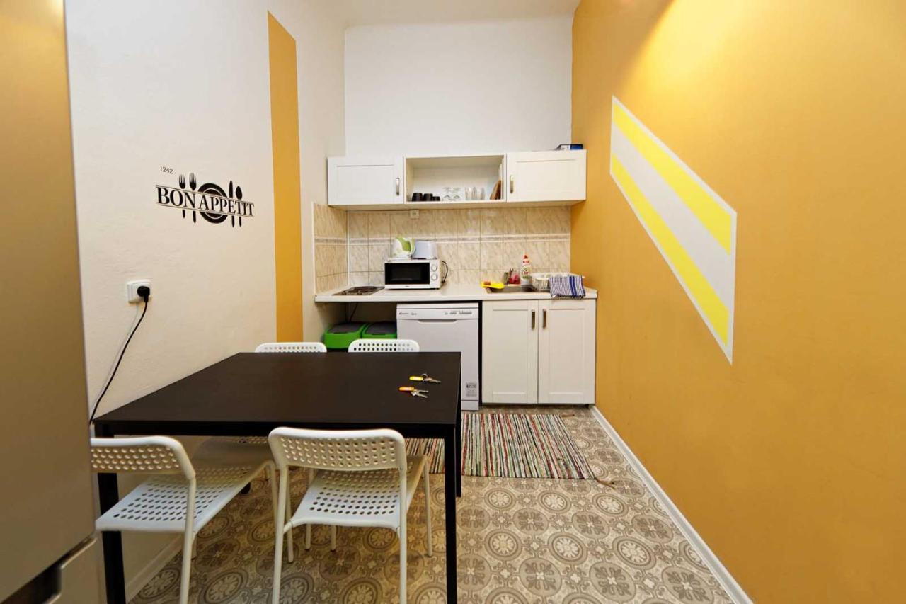 Peter'S Tower Apartments Prague Luaran gambar